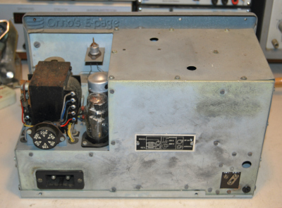 
    A view from the back, case taken off.
    